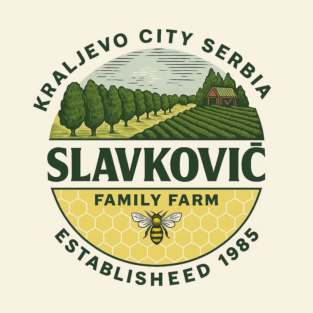 Slavković Family Farm logo